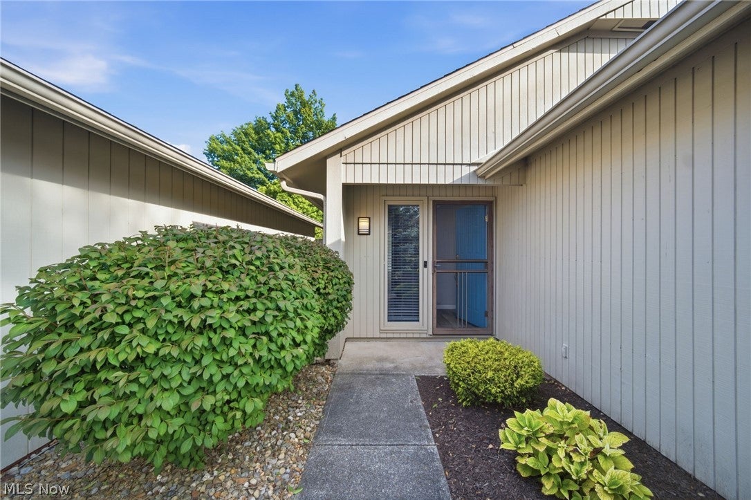 21600 Oak Bark Trail