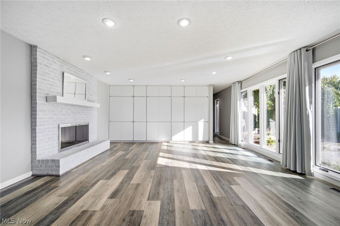 21600 Oak Bark Trail