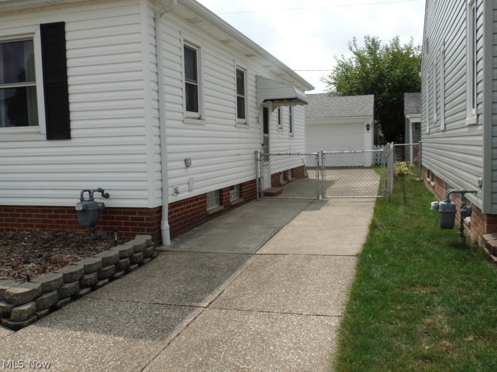 Ridgewood 02 - Residential