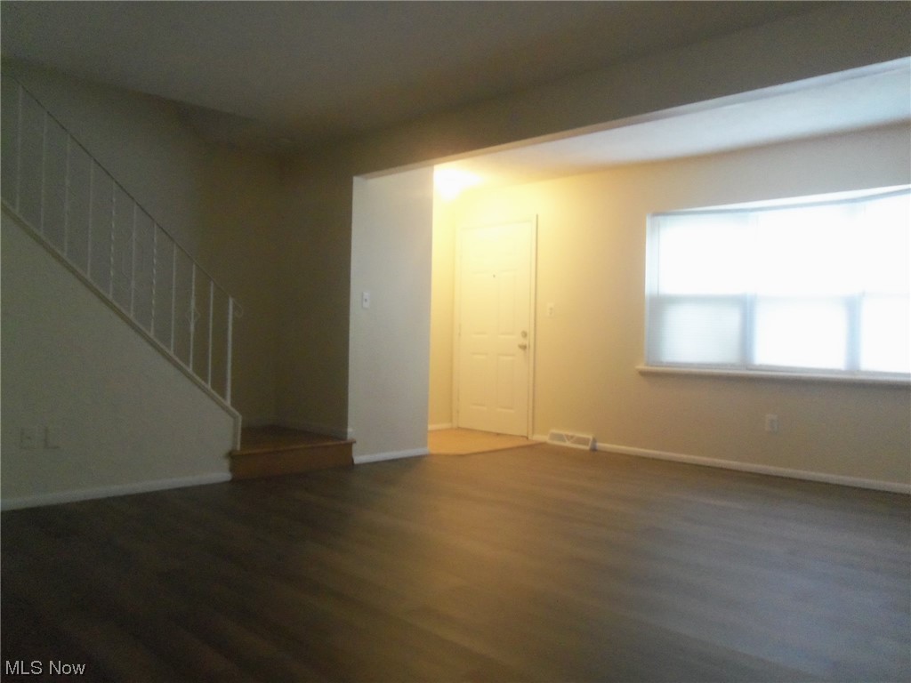 Westwoods Twnhs Condo - Residential Lease