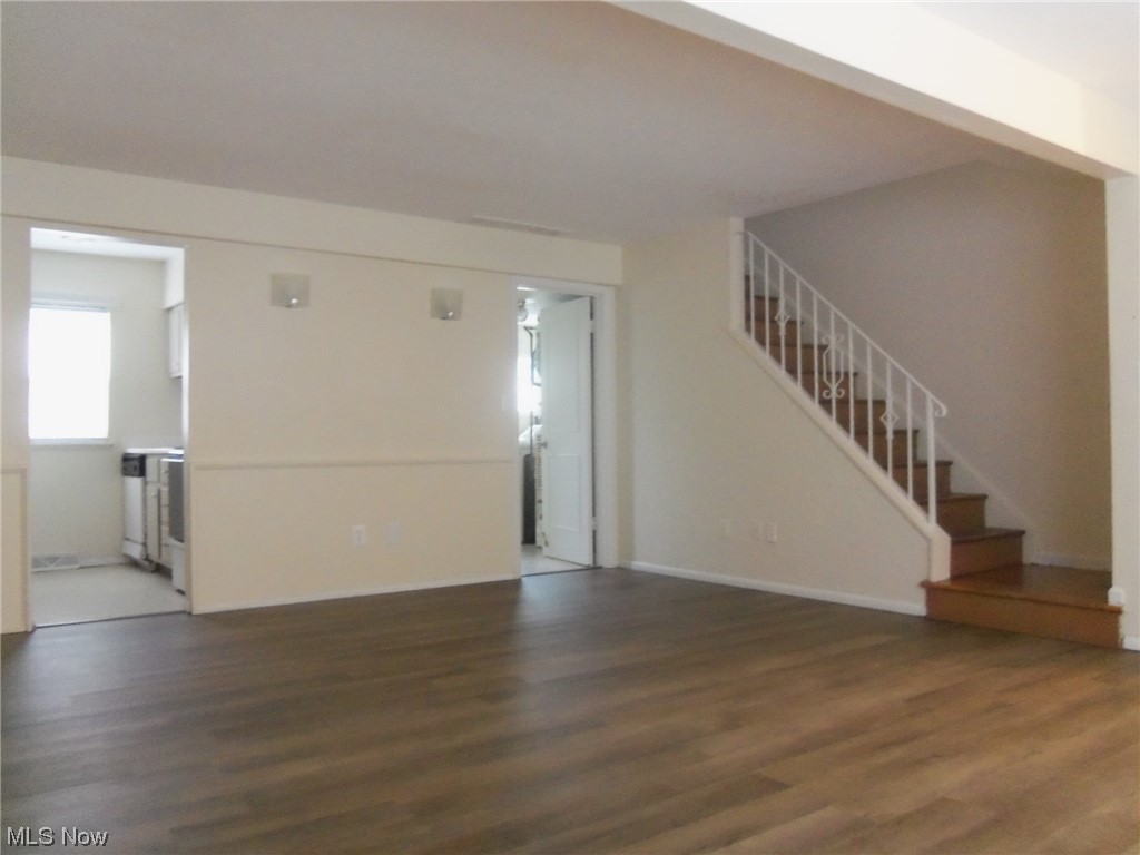 Westwoods Twnhs Condo - Residential Lease