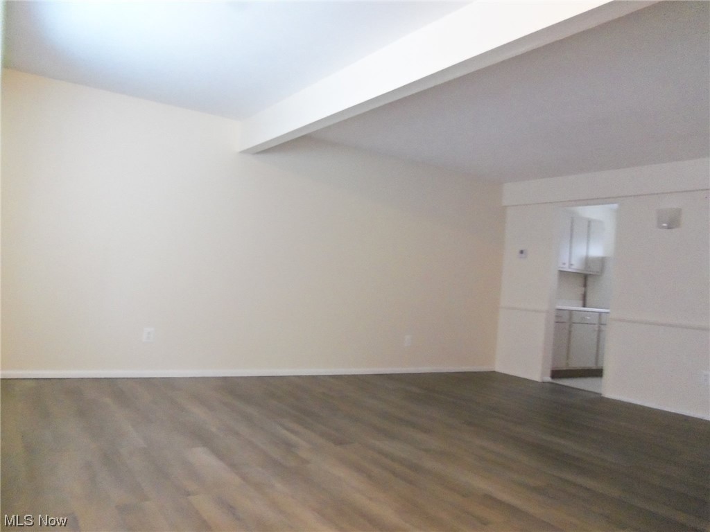 Westwoods Twnhs Condo - Residential Lease