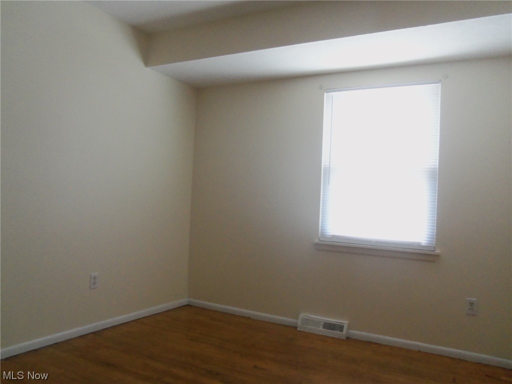 Westwoods Twnhs Condo - Residential Lease