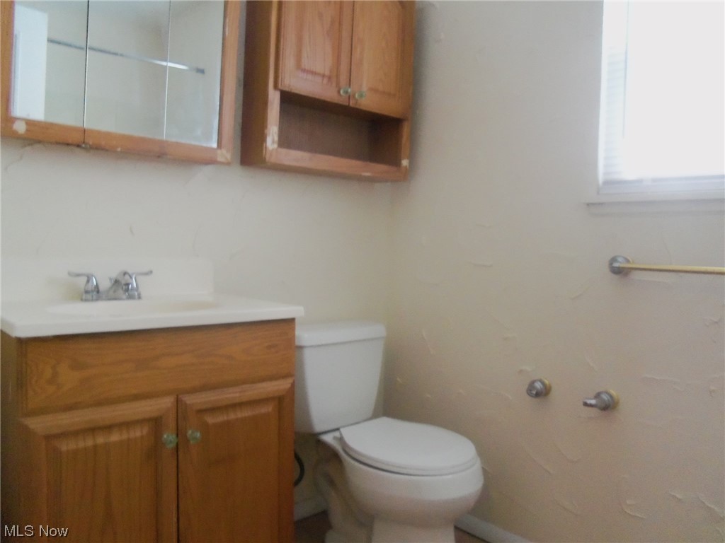 Westwoods Twnhs Condo - Residential Lease