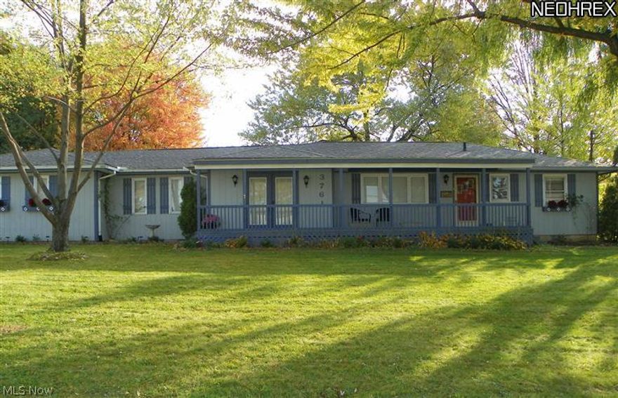 Sprawling Ranch with an open floor plan! The home offers pergo flooring, newer kitchen, crown molding, updated fixtures, and a completely fenced in yard! Basement has been completely waterproofed with a transferable warranty! This home could easily be converted to offer a mother in law suite.  Seller is also providing a one year home warranty! Call today to schedule your showing!