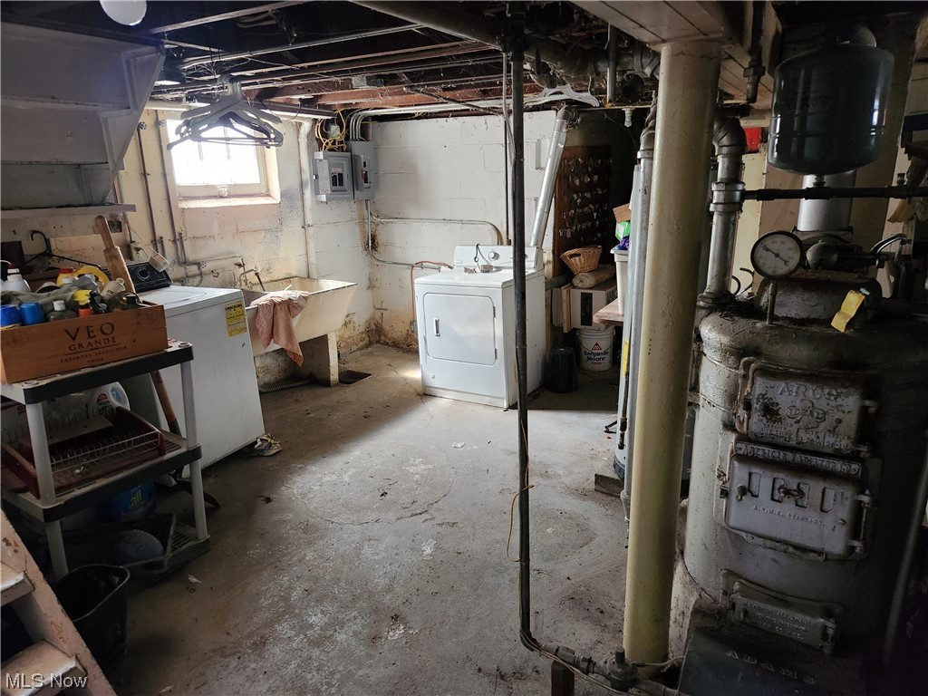 W T Mallos Washington Blvd Al - Residential