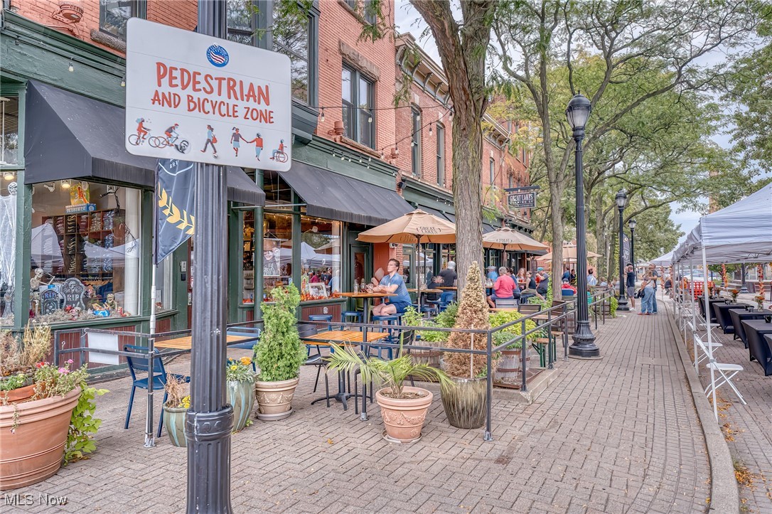 Fries & Schuele Condo - Residential