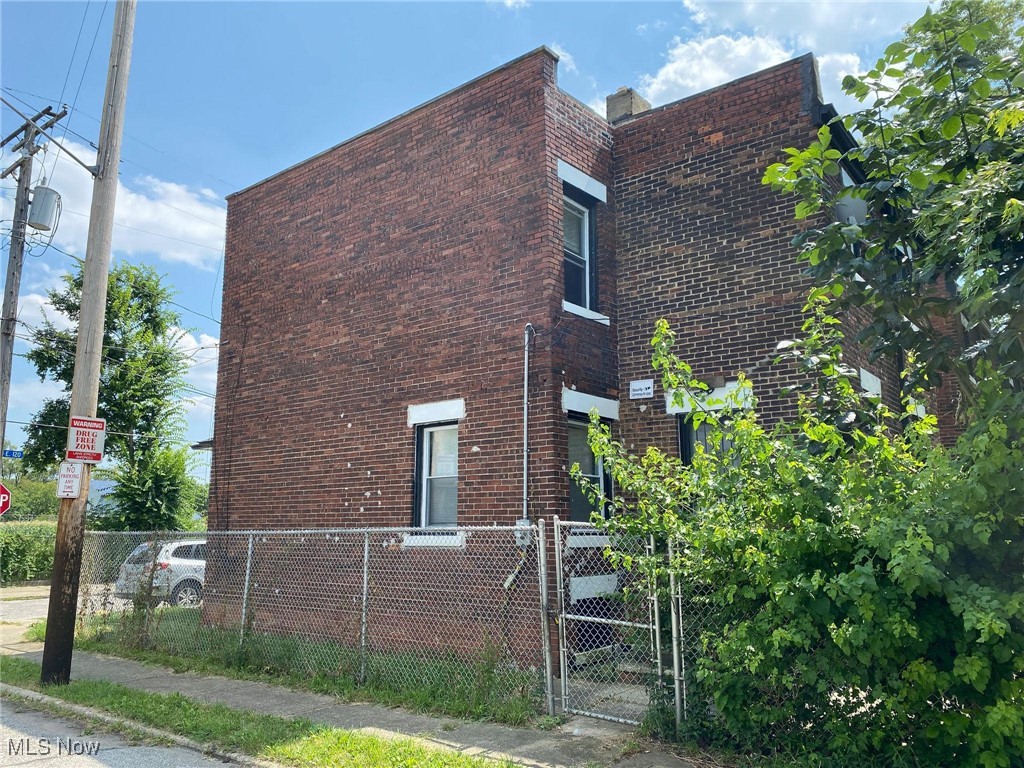 Oyer - Commercial Sale