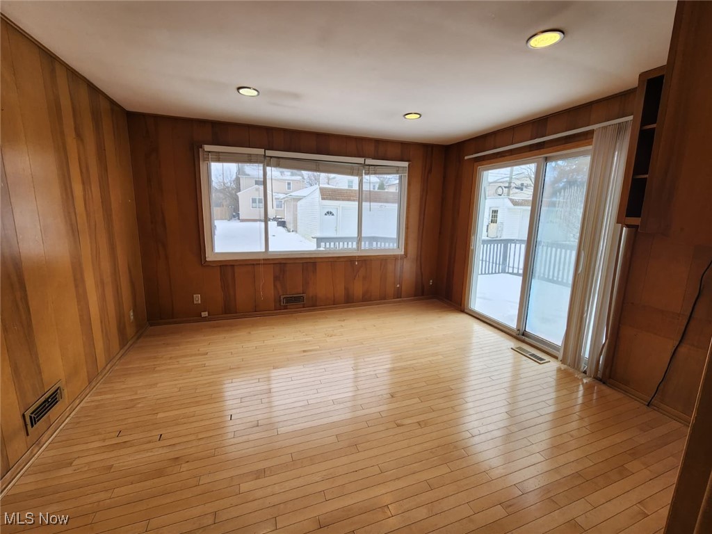 Rapid Transit - Residential Lease