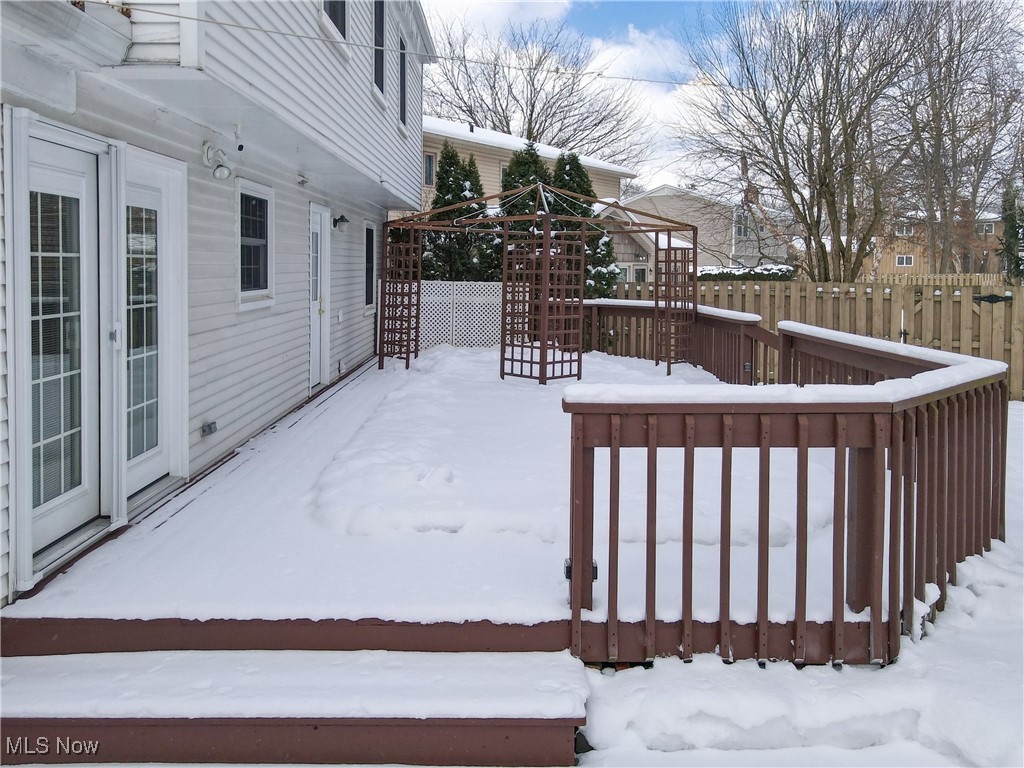 37555 Fox Run Drive, Solon, Ohio image 38