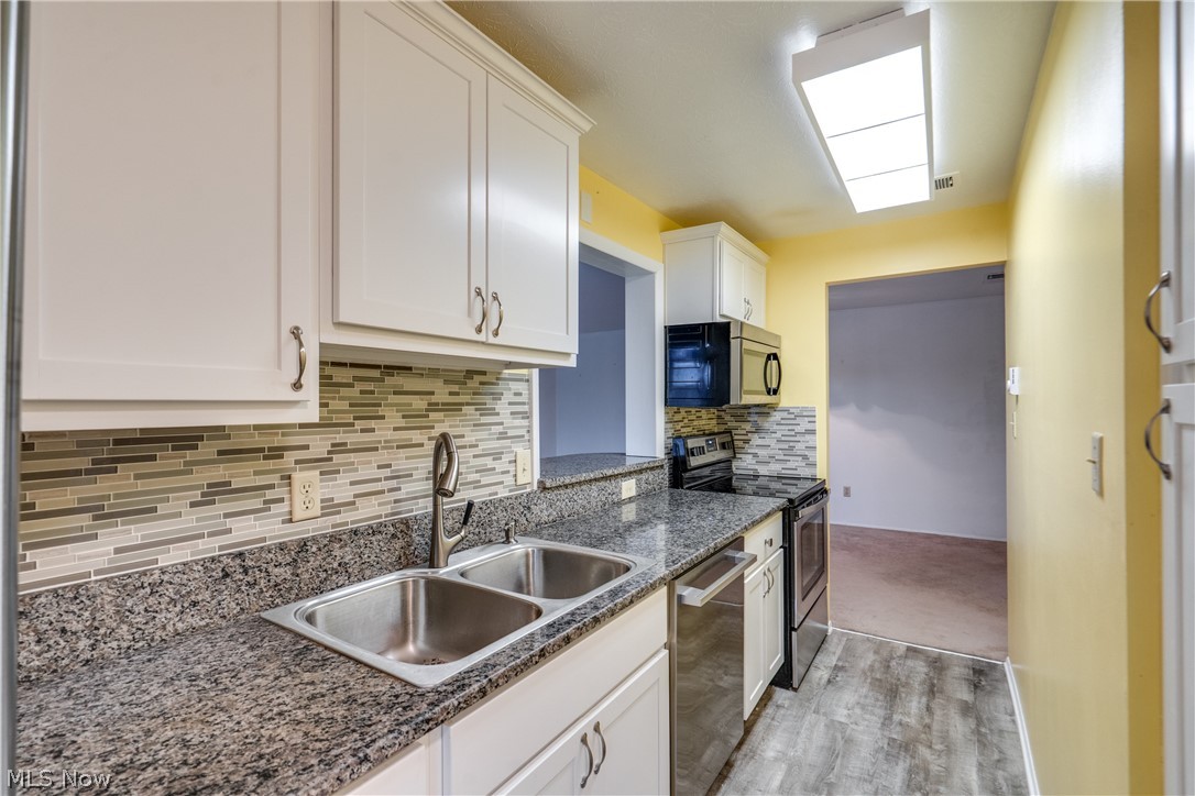 Silver Lake Towers Condo - Residential