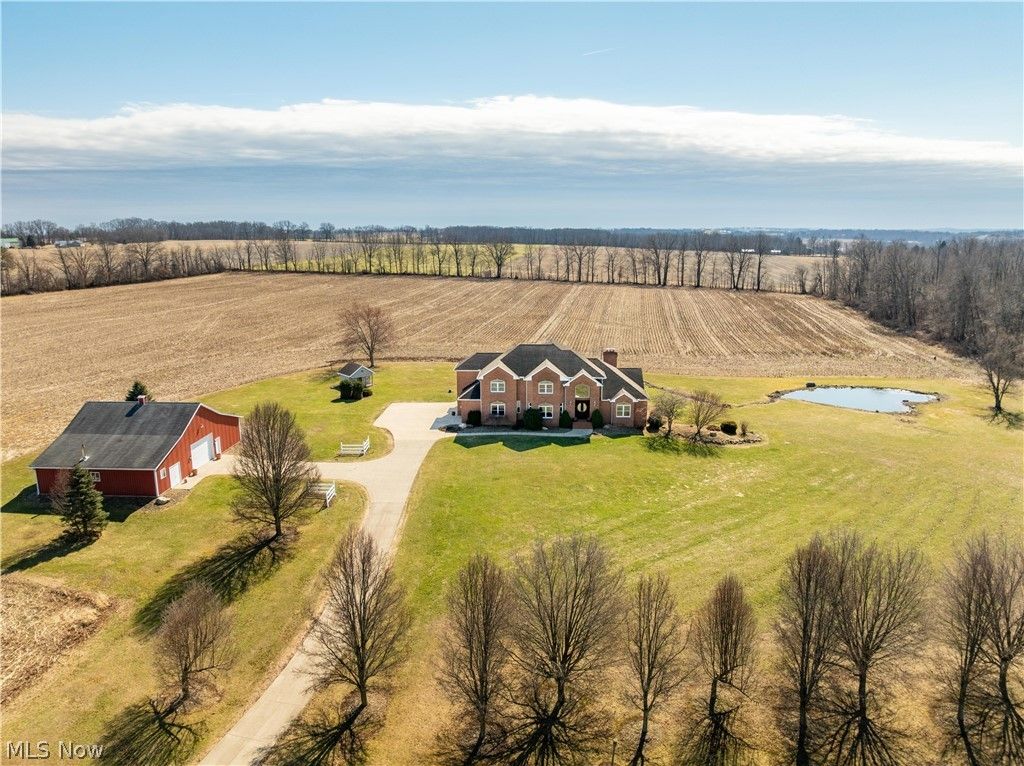 Photo of 15644 Marshallville Street NW, Canal Fulton, OH 44614 (MLS # 5190390)