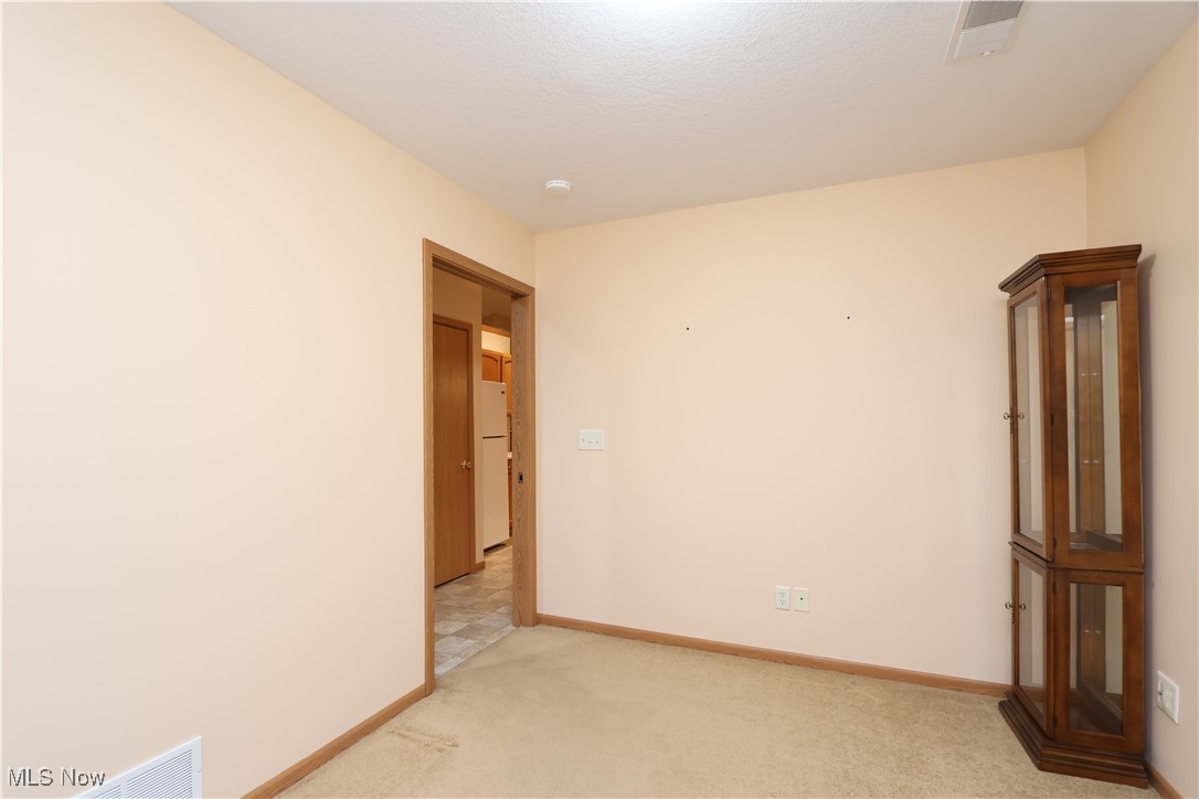 Oak Tree Condo - Residential