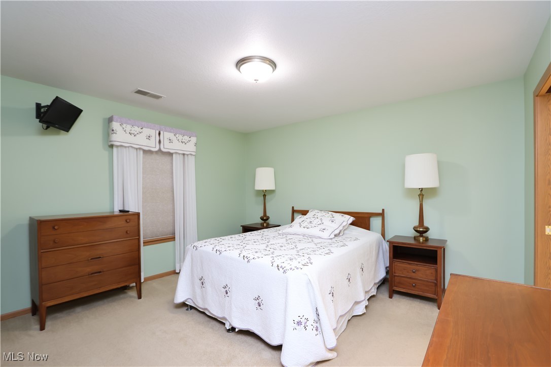 Oak Tree Condo - Residential