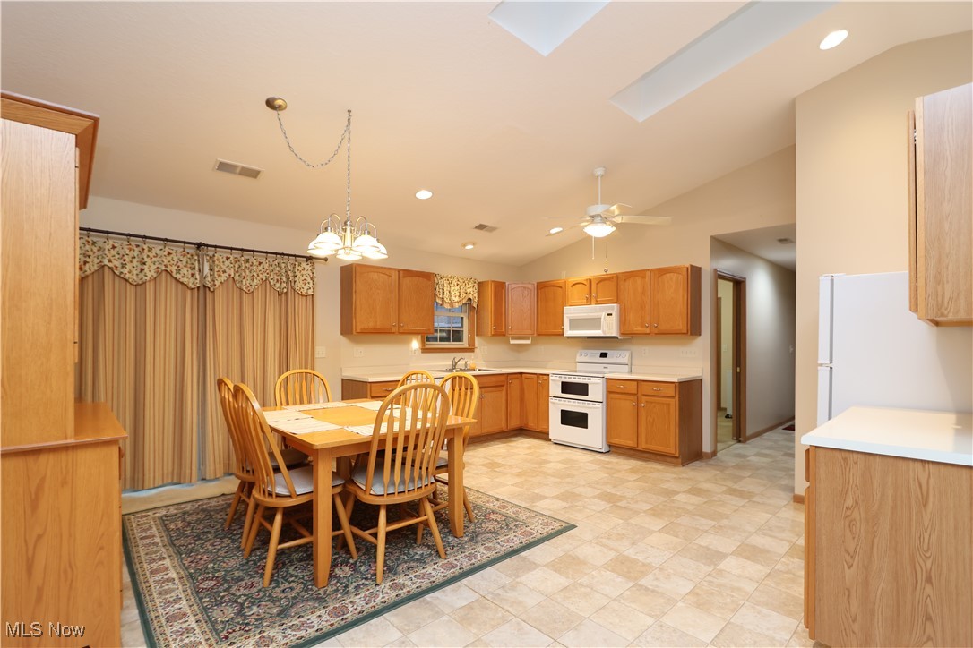 Oak Tree Condo - Residential