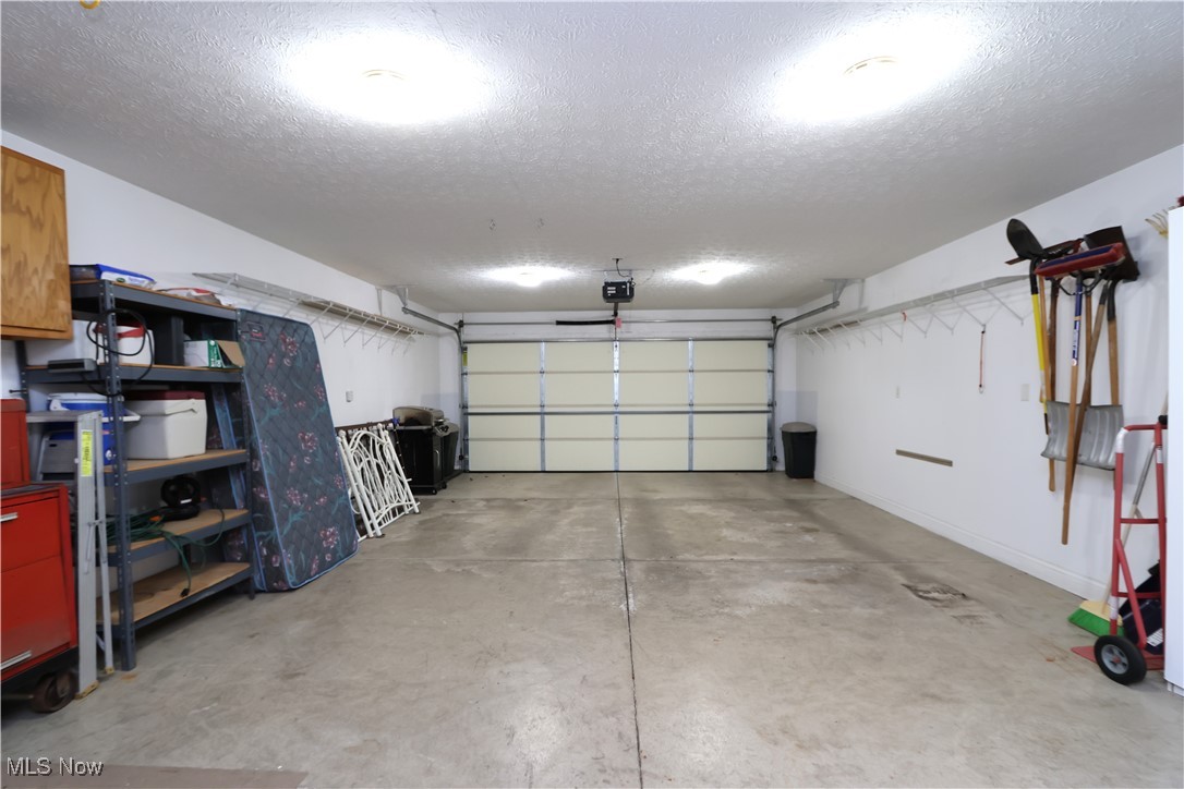 Oak Tree Condo - Residential