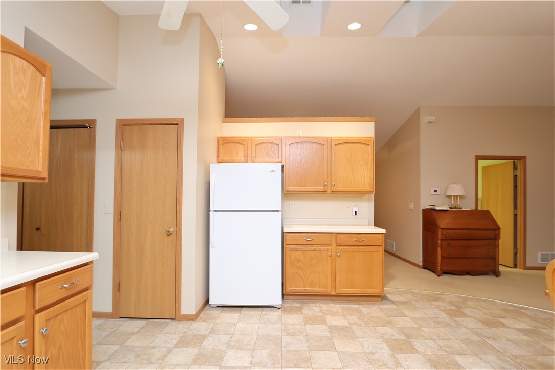 Oak Tree Condo - Residential