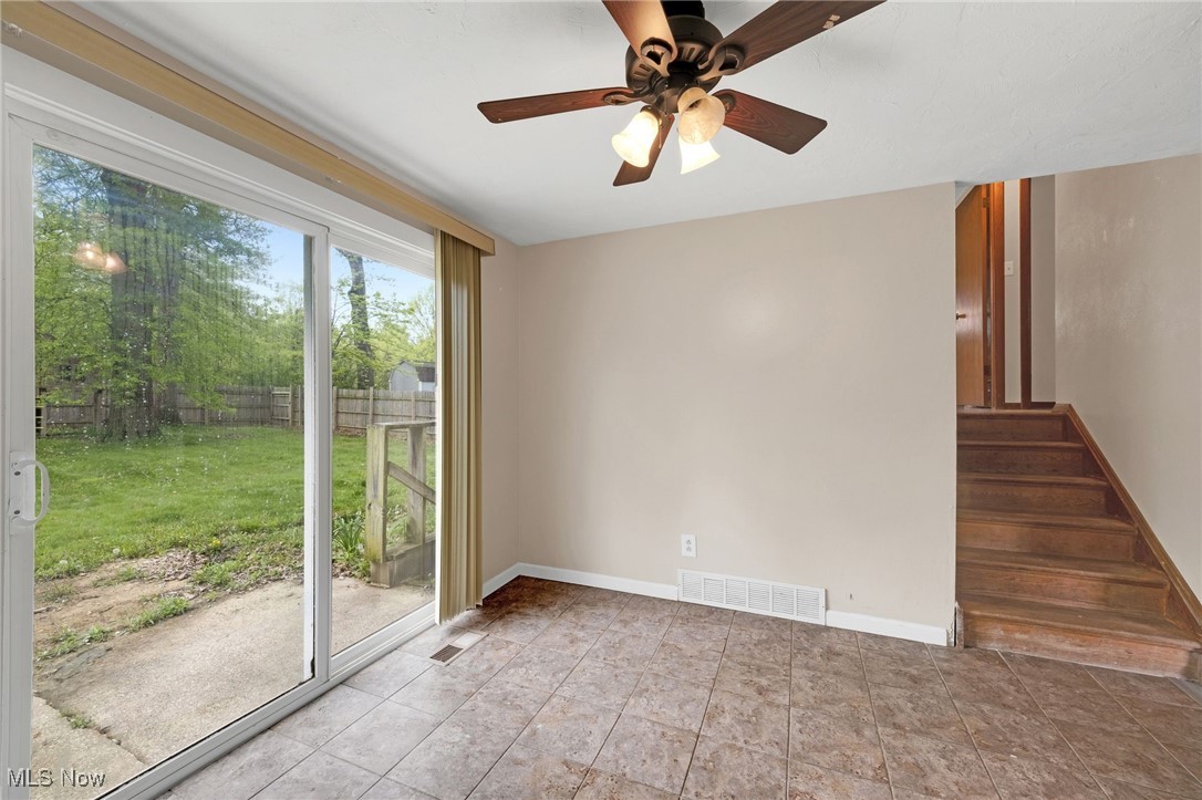 4847 Hollyview Drive, Vermilion, Ohio image 10