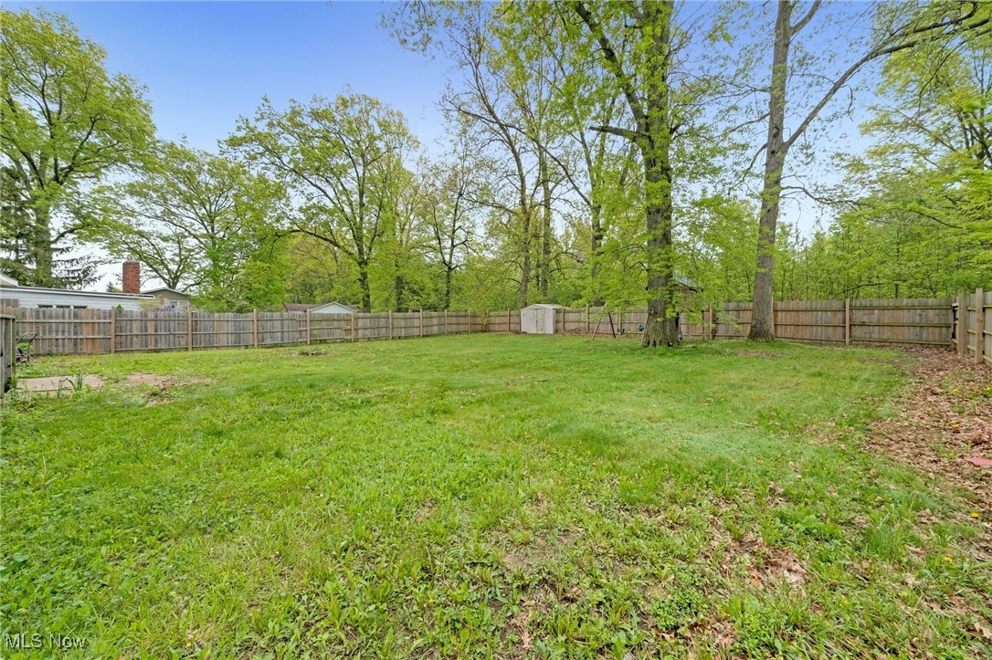 4847 Hollyview Drive, Vermilion, Ohio image 25
