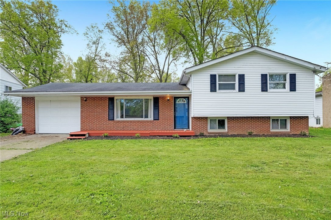 4847 Hollyview Drive, Vermilion, Ohio image 1