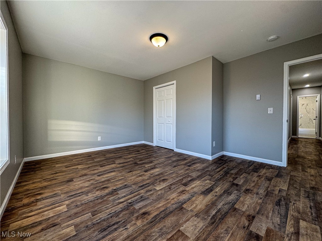 112 Robinson Road, Campbell, Ohio image 15