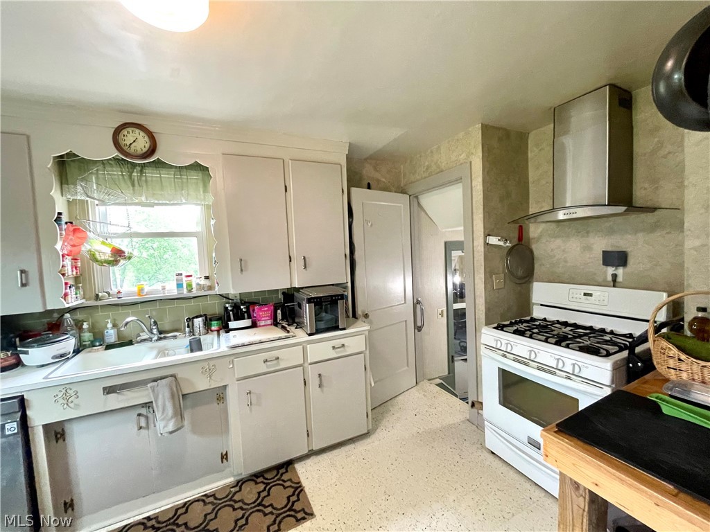 Oscar J Singers Allotment 06 - Residential