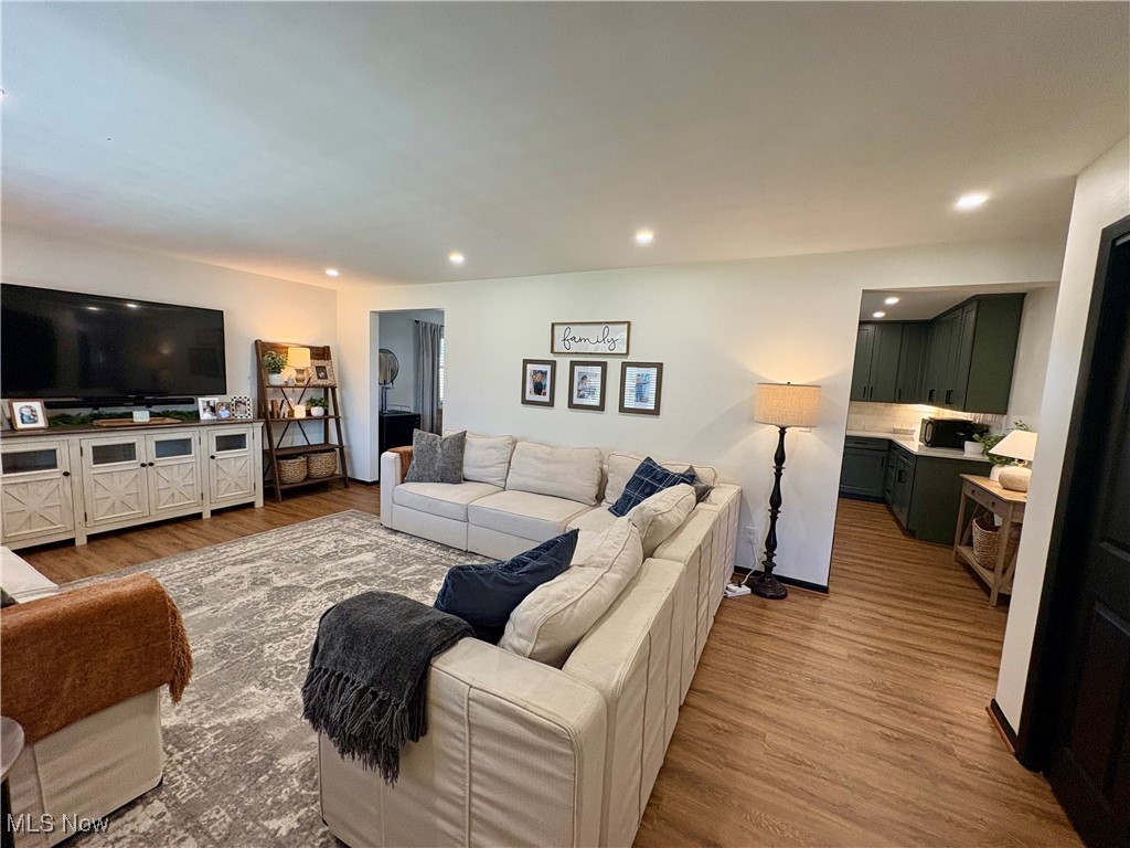 A Taddias Add - Residential