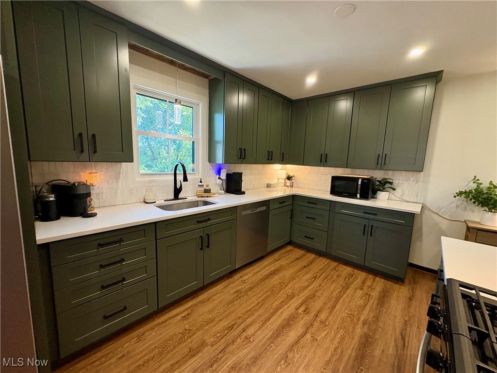 A Taddias Add - Residential