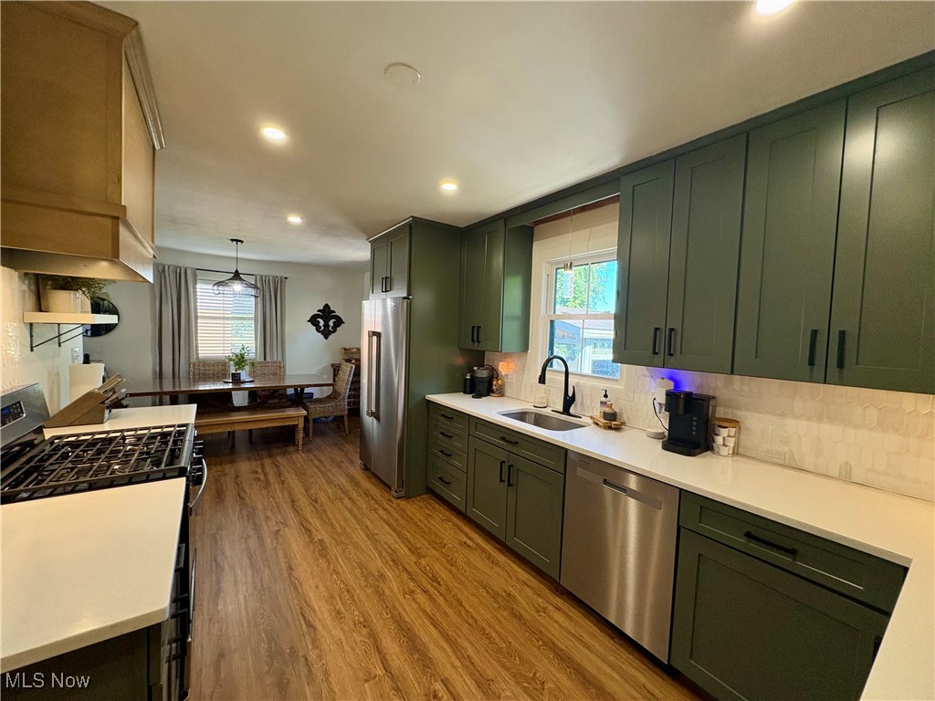 A Taddias Add - Residential