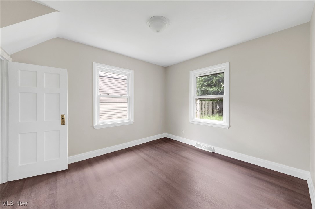 908 Hayes Avenue, Willoughby, Ohio image 20