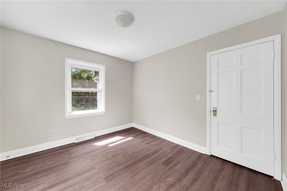 908 Hayes Avenue, Willoughby, Ohio image 23