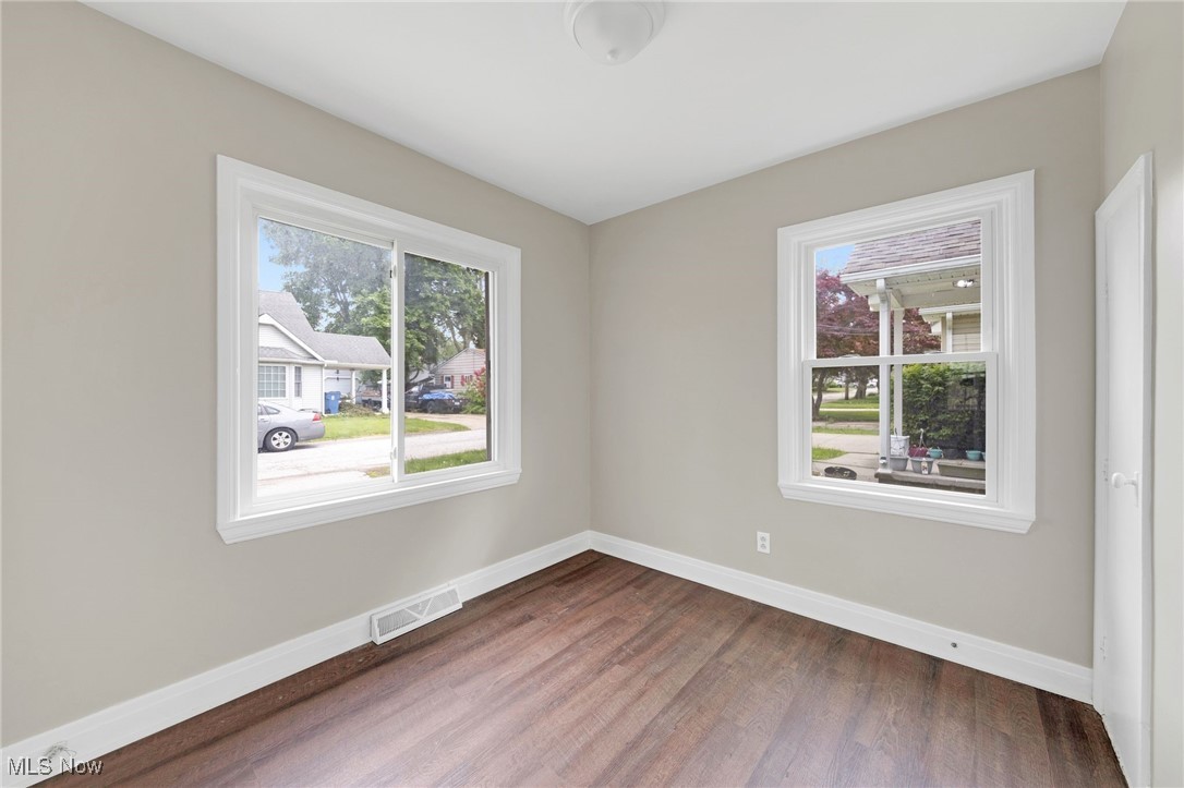 908 Hayes Avenue, Willoughby, Ohio image 15