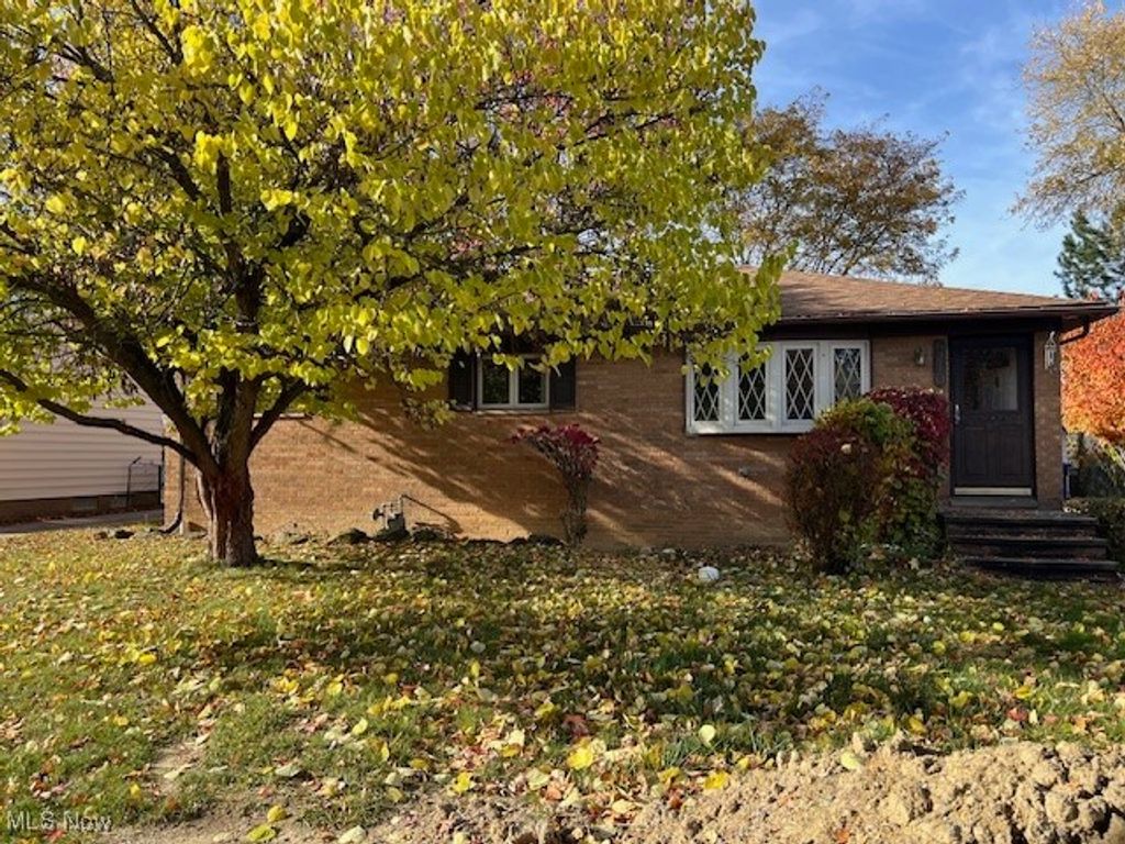 Photo of 6210 Siegler Drive, Brook Park, OH 44142 (MLS # 5177918)