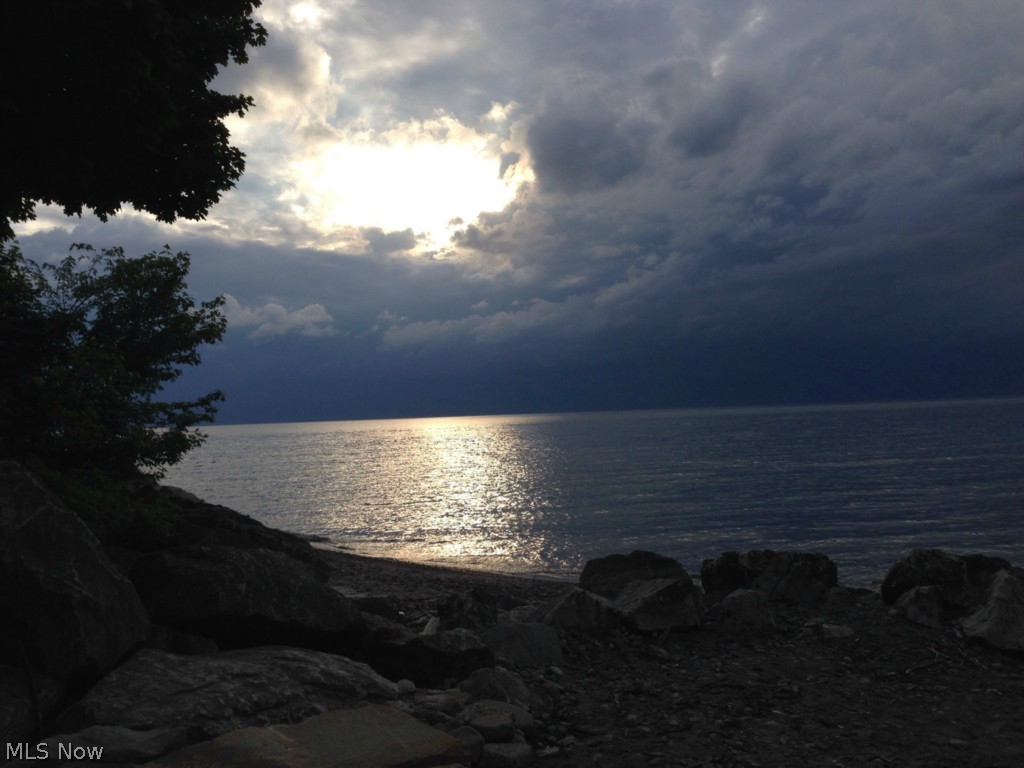 Noble Beach - Residential