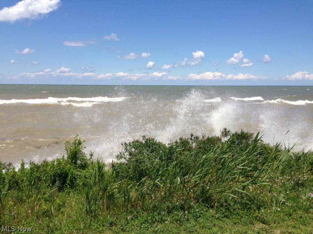 Noble Beach - Residential