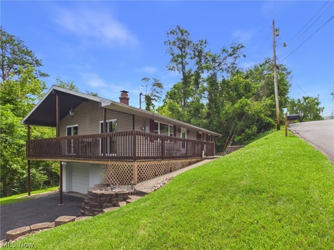 Homes For Sale - 237 Wakefield Drive<br/> Wood County, Washington, WV 26181