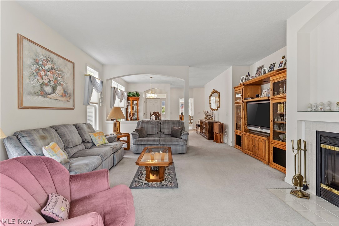 GREENBRIAR AT RIVER VALLEY - Residential