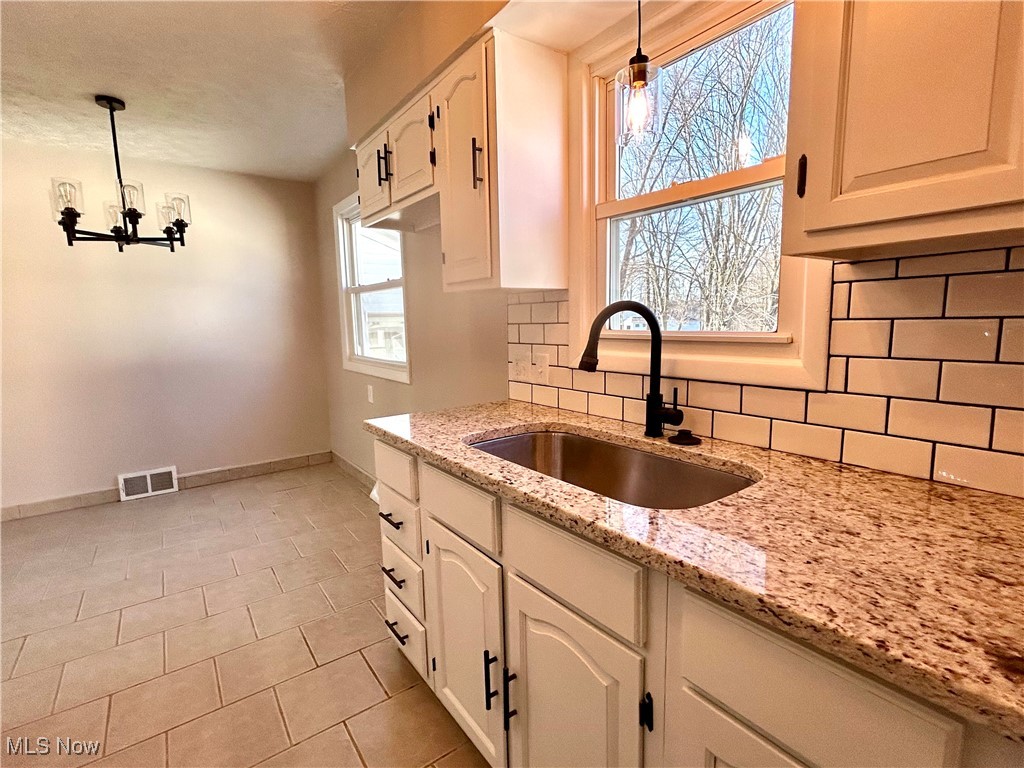 115 Grimm Heights Avenue, Struthers, Ohio image 4