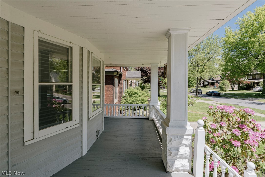 Shaker Lakes 02 - Residential