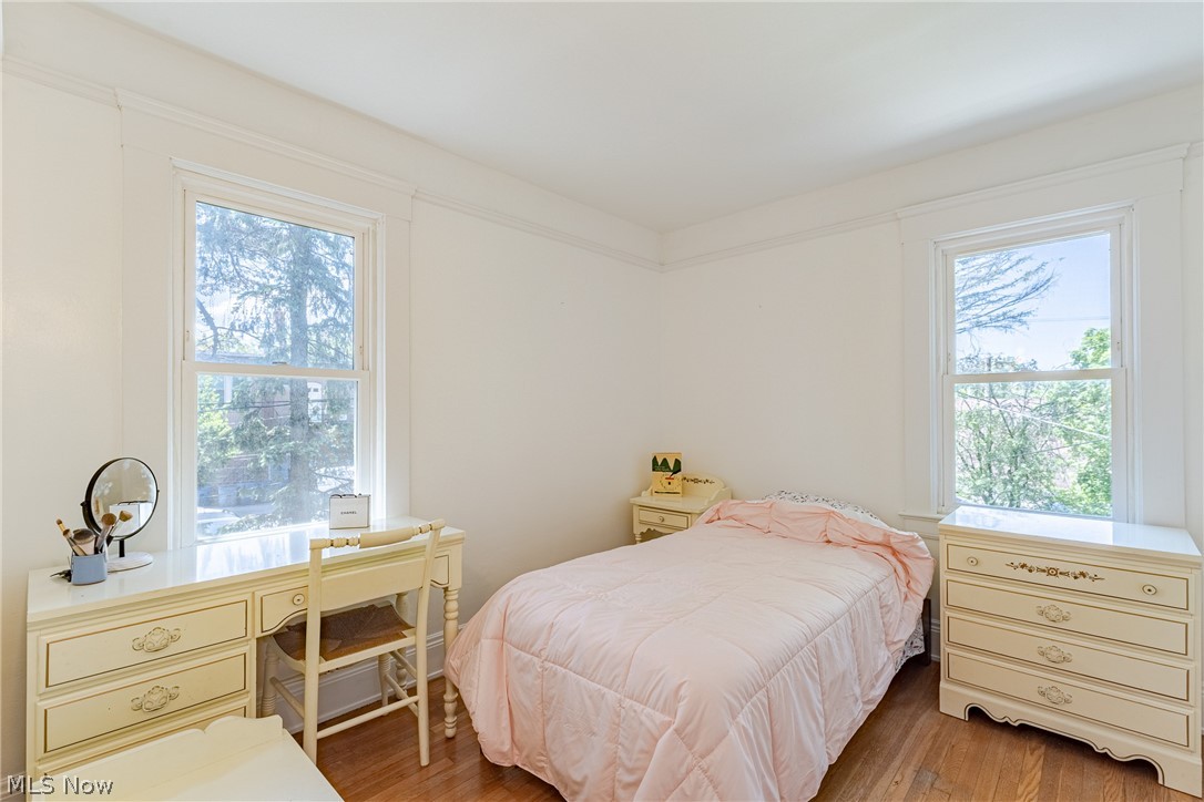 Shaker Lakes 02 - Residential