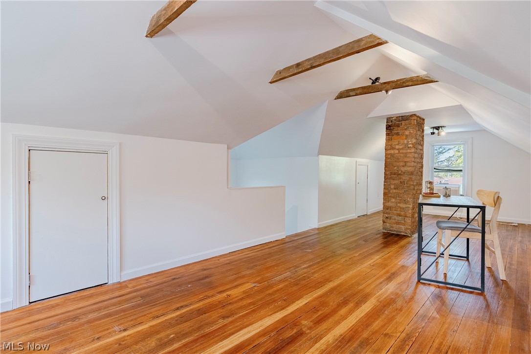 Shaker Lakes 02 - Residential