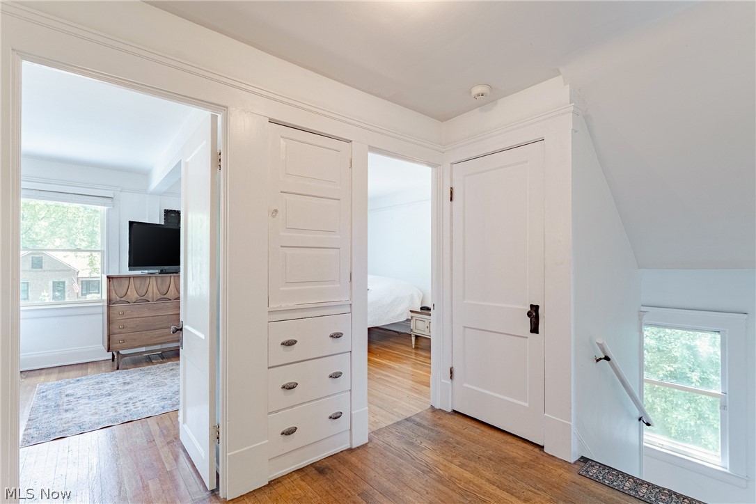 Shaker Lakes 02 - Residential