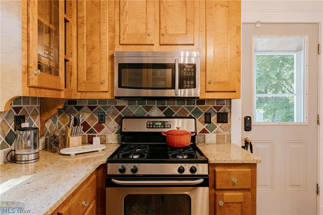 Shaker Lakes 02 - Residential