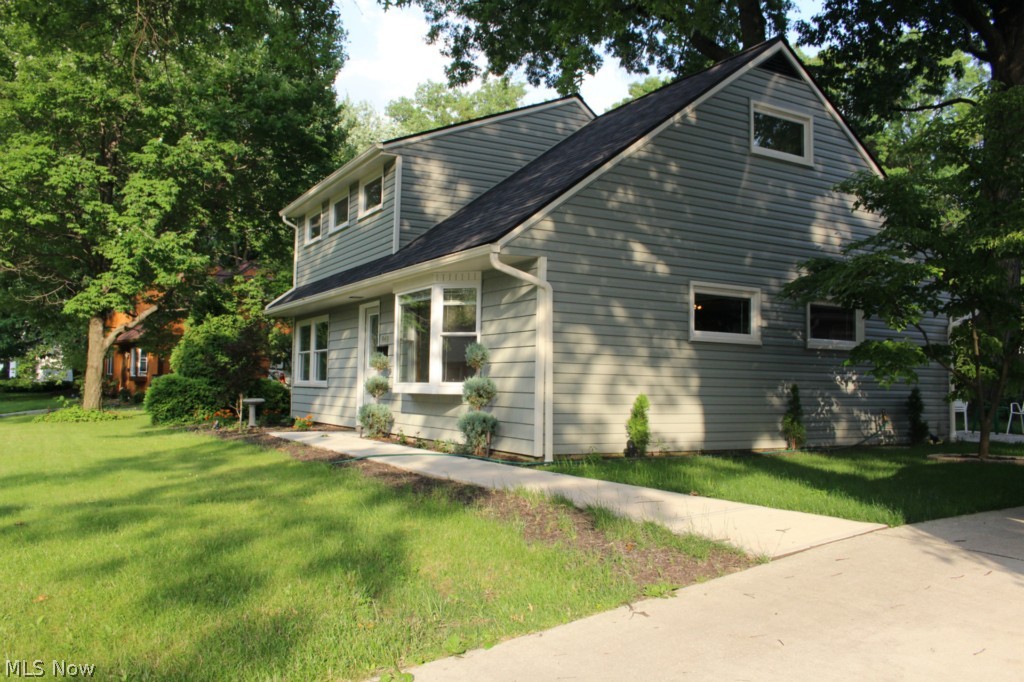 Heslop Morning View 04 - Residential