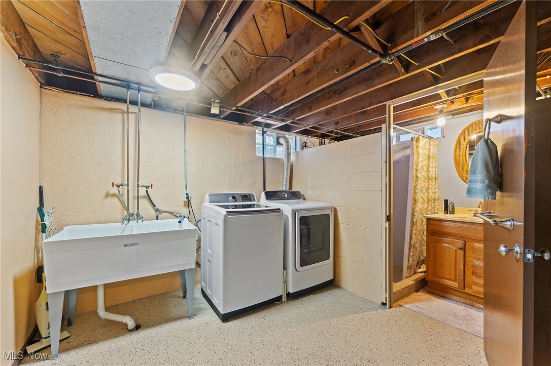 321 Hillcrest Avenue, Hubbard, Ohio image 33