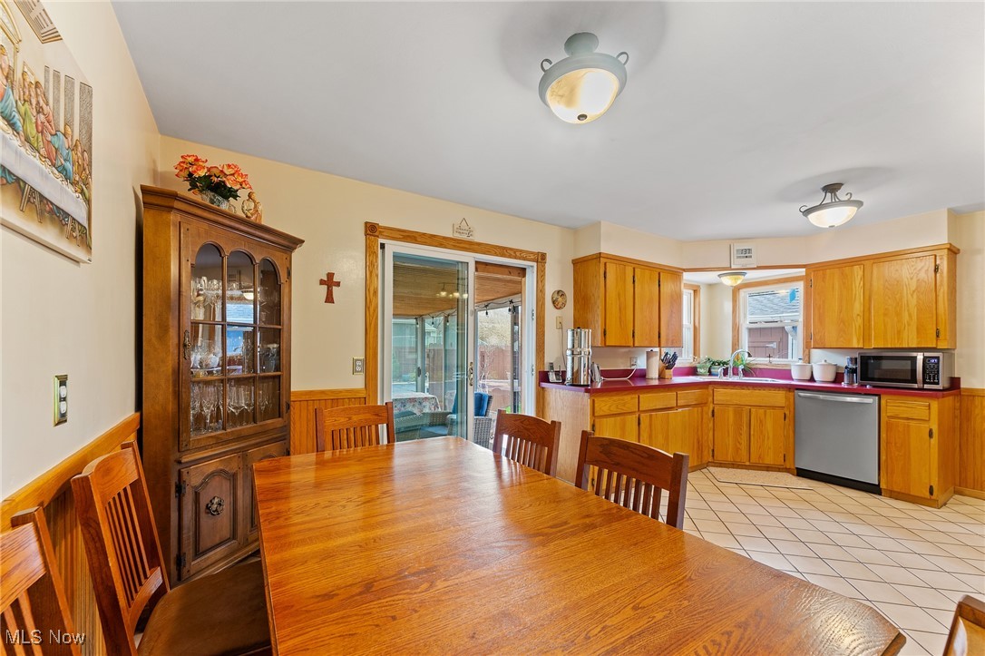 321 Hillcrest Avenue, Hubbard, Ohio image 10