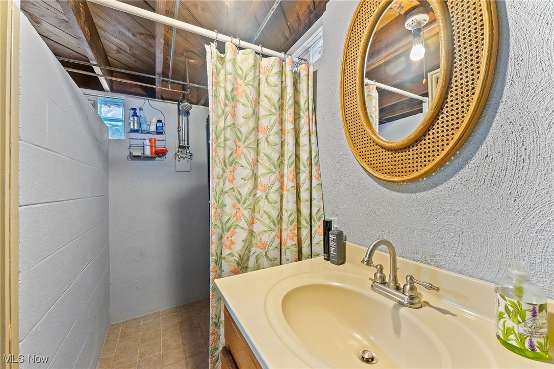 321 Hillcrest Avenue, Hubbard, Ohio image 32