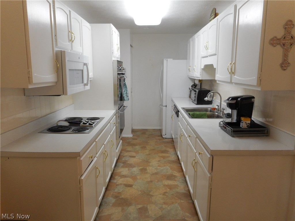 Silver Lake Towers Condo - Residential