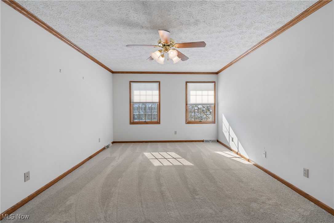 Williamsburg Village Estates - Residential