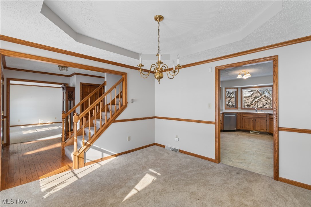 Williamsburg Village Estates - Residential